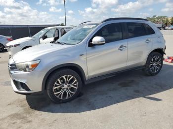  Salvage Mitsubishi Outlander