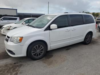  Salvage Dodge Caravan