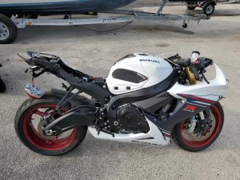  Salvage Suzuki Gsxr750