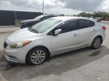  Salvage Kia Forte