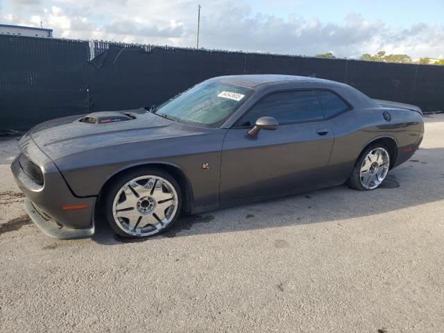  Salvage Dodge Challenger