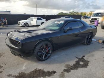  Salvage Dodge Challenger