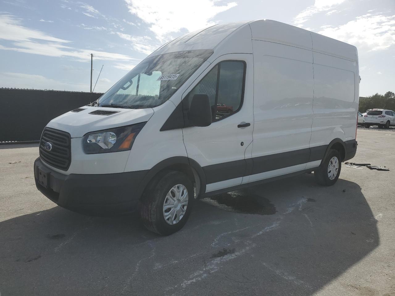 Ford Transit T-350 Image 1