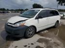Toyota Sienna Ce Image 1