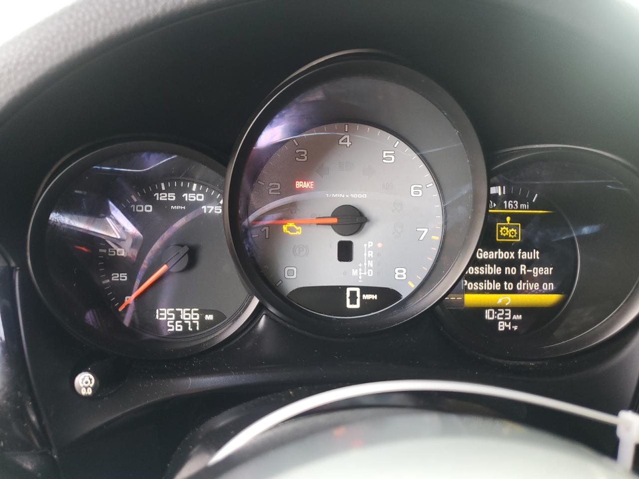 Porsche Macan S Image 6