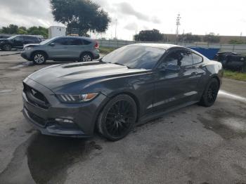  Salvage Ford Mustang