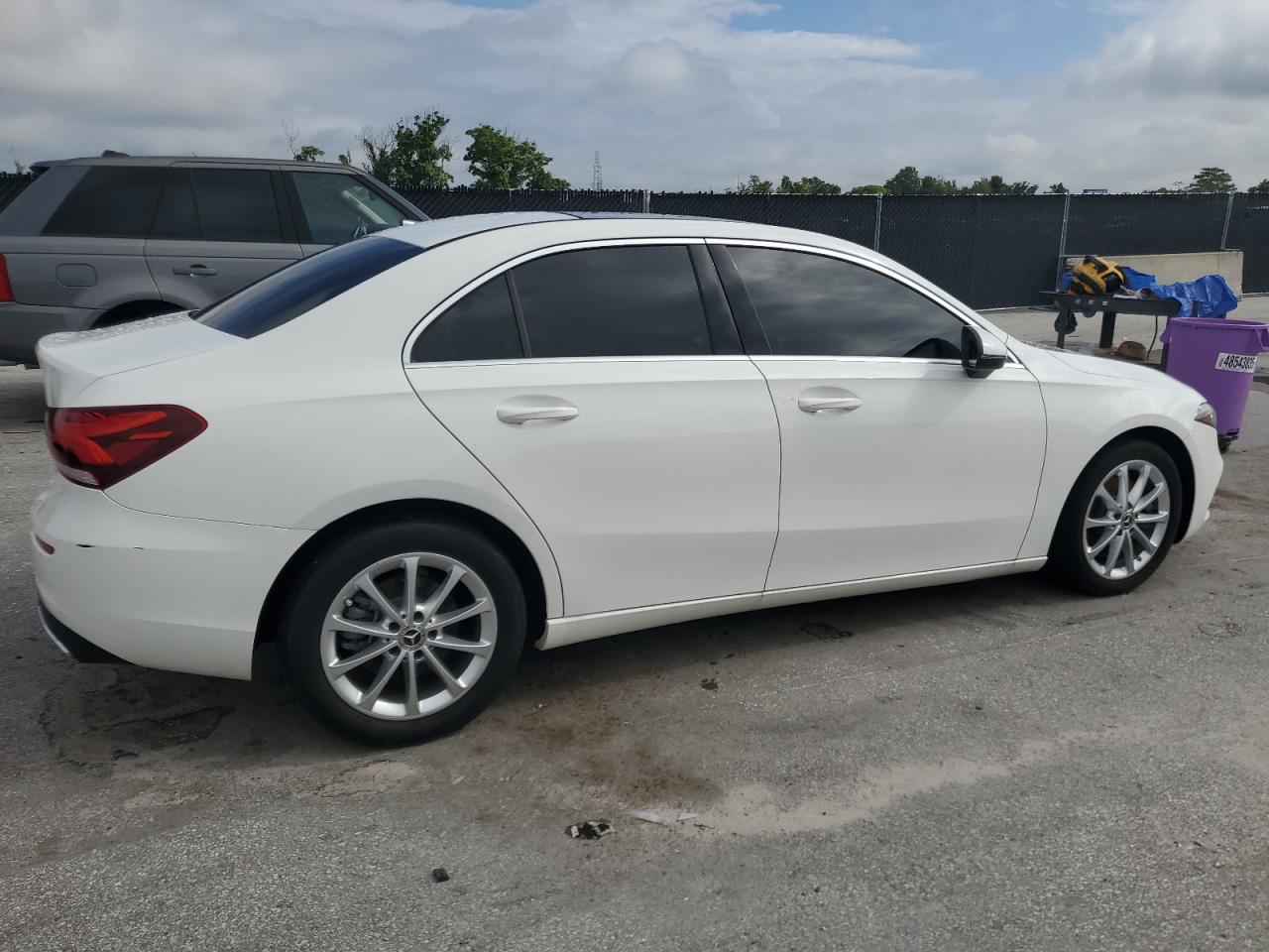 Mercedes-Benz A-Class 220 Image 6