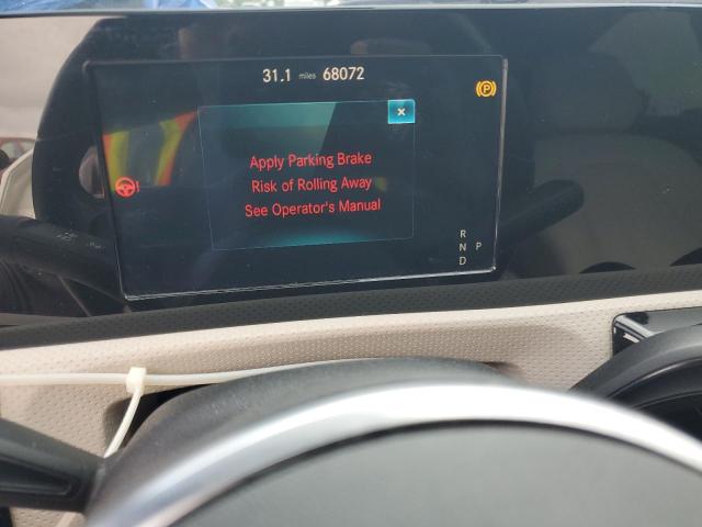 Mercedes-Benz A-Class 220 Image 10