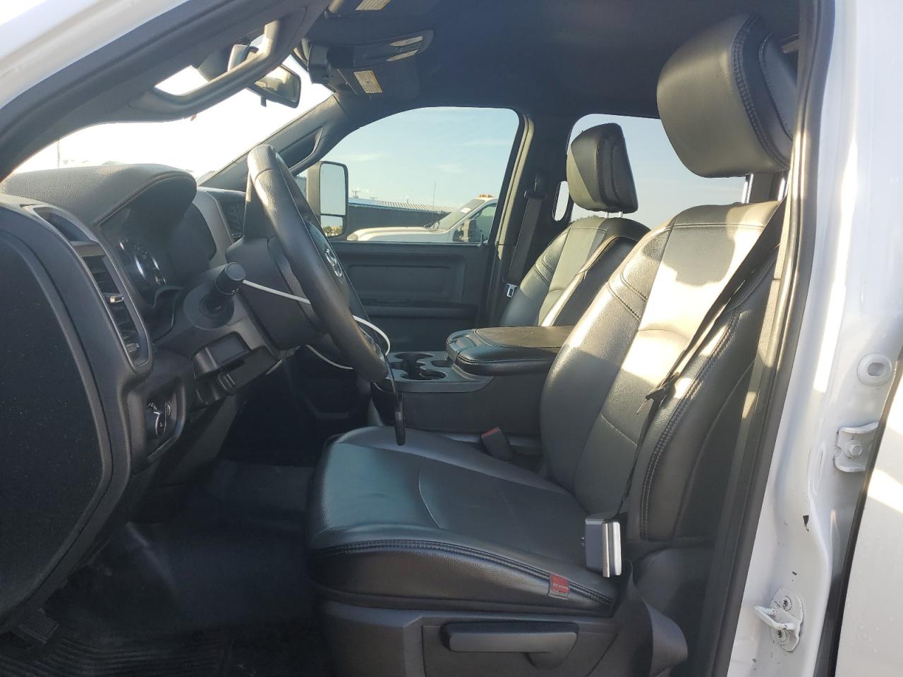 Ram 2500 Tradesman Image 5