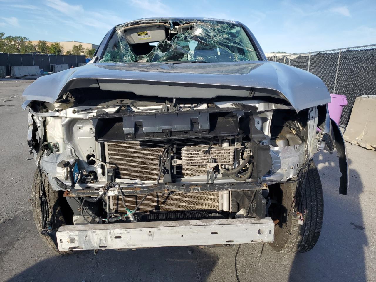 Toyota Tacoma Double Cab Image 2