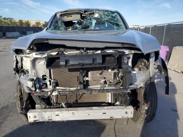 Toyota Tacoma Double Cab Image 2