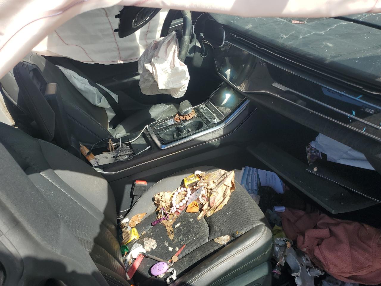 Audi Q8 Premium Plus S-line Image 7