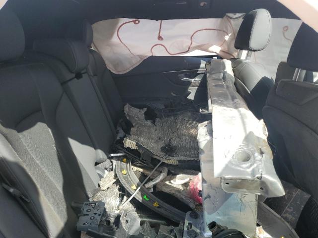 Audi Q8 Premium Plus S-line Image 11