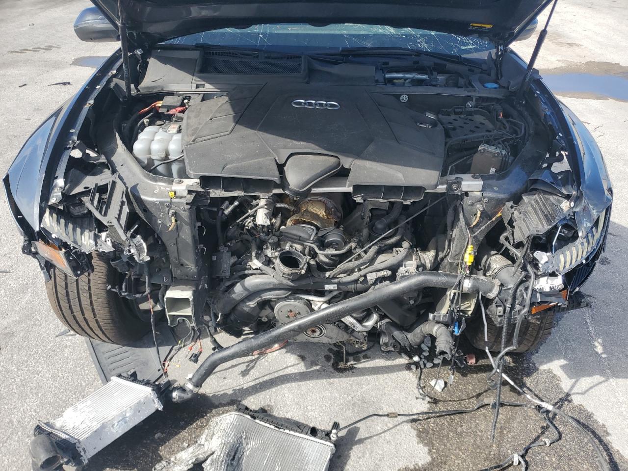 Audi Q8 Premium Plus S-line Image 13