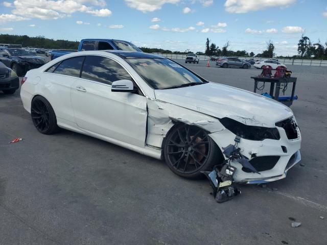 Mercedes-Benz E-Class 400 Image 5