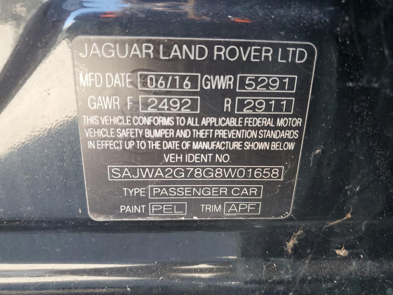 Jaguar XJ Portfolio Image 10