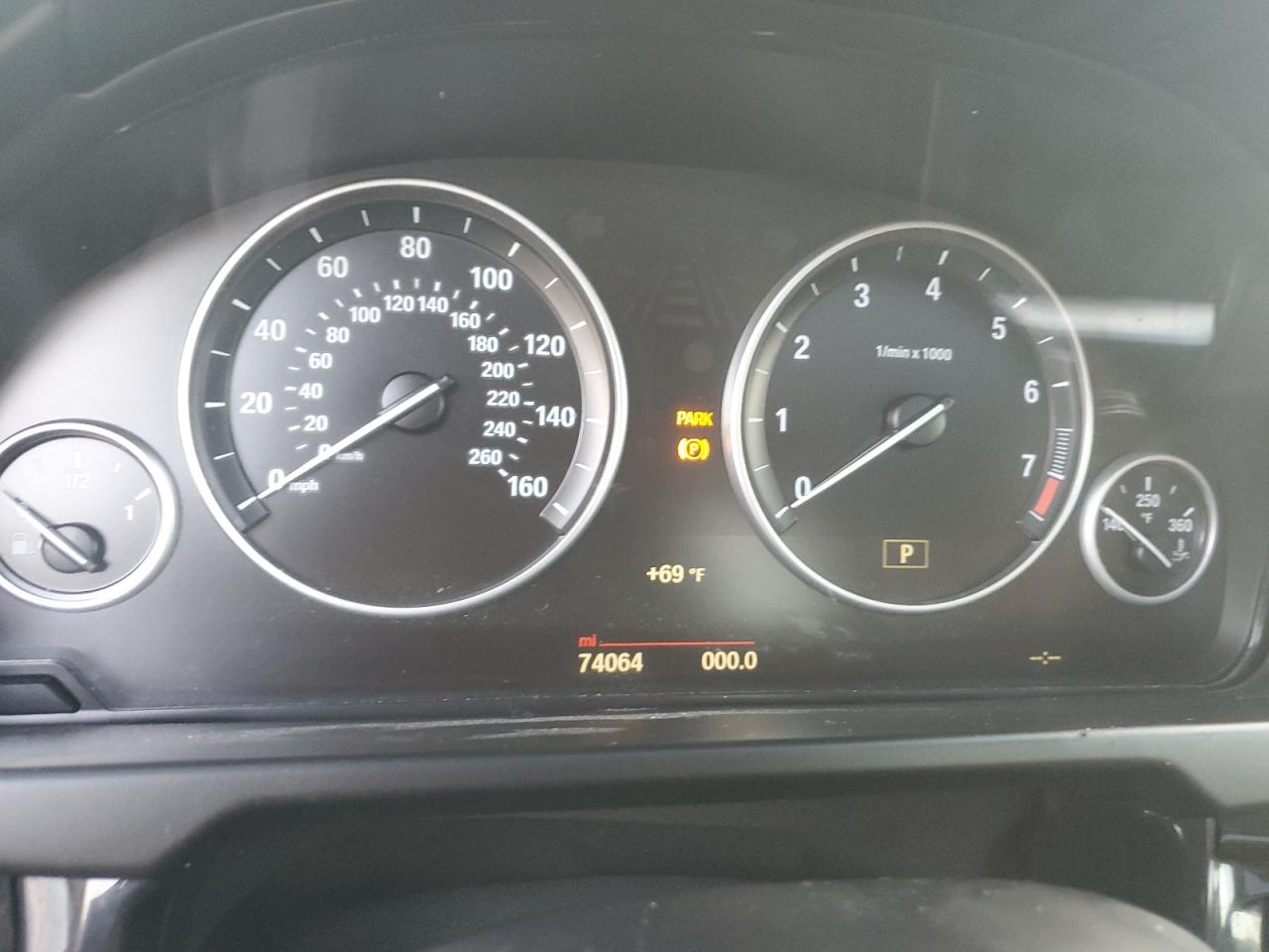 BMW X Series Xdrive50i Image 6