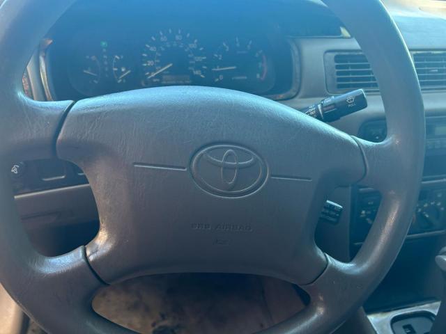 Toyota Camry Ce Image 10