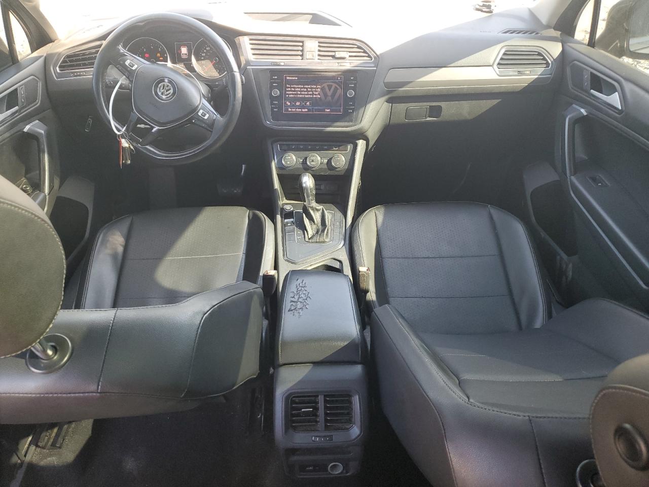 Volkswagen Tiguan Se Image 9