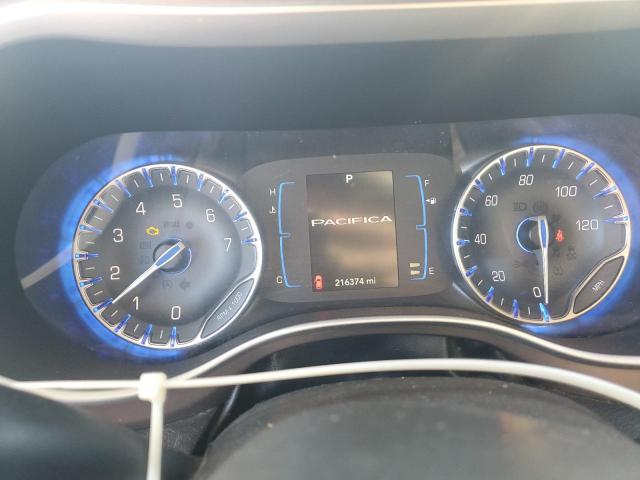 Chrysler Pacifica Touring L Image 9