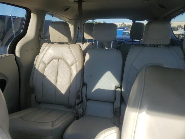 Chrysler Pacifica Touring L Image 6