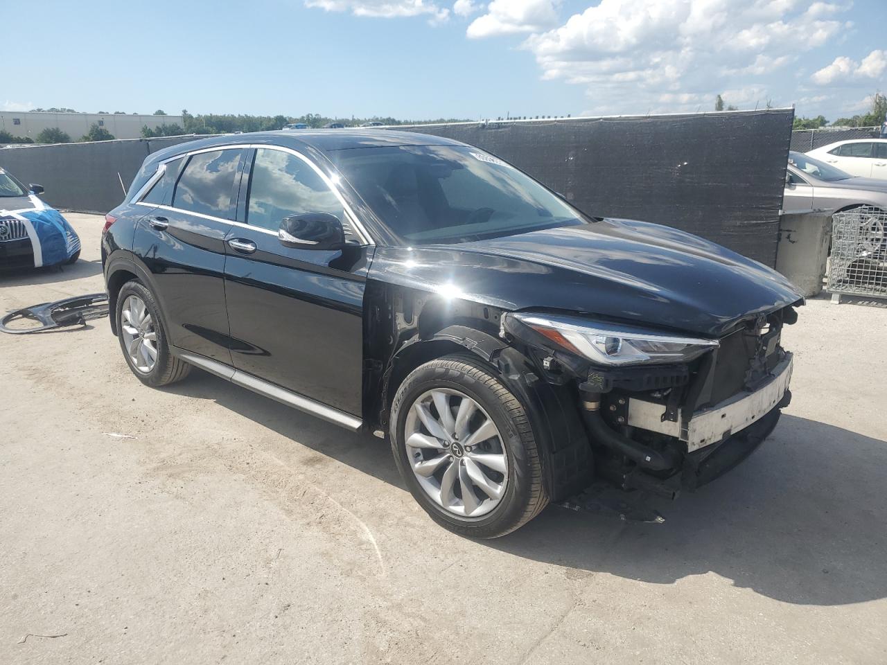 INFINITI Qx Pure Image 4