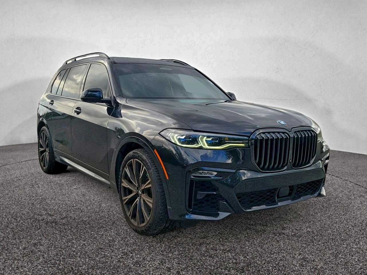BMW X Series M50i Image 1