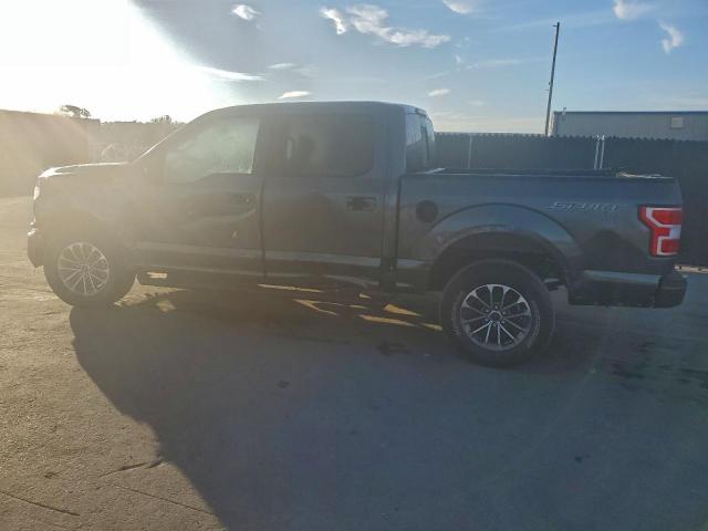 Ford F-150 Supercrew Image 9