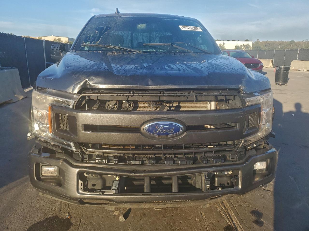 Ford F-150 Supercrew Image 3