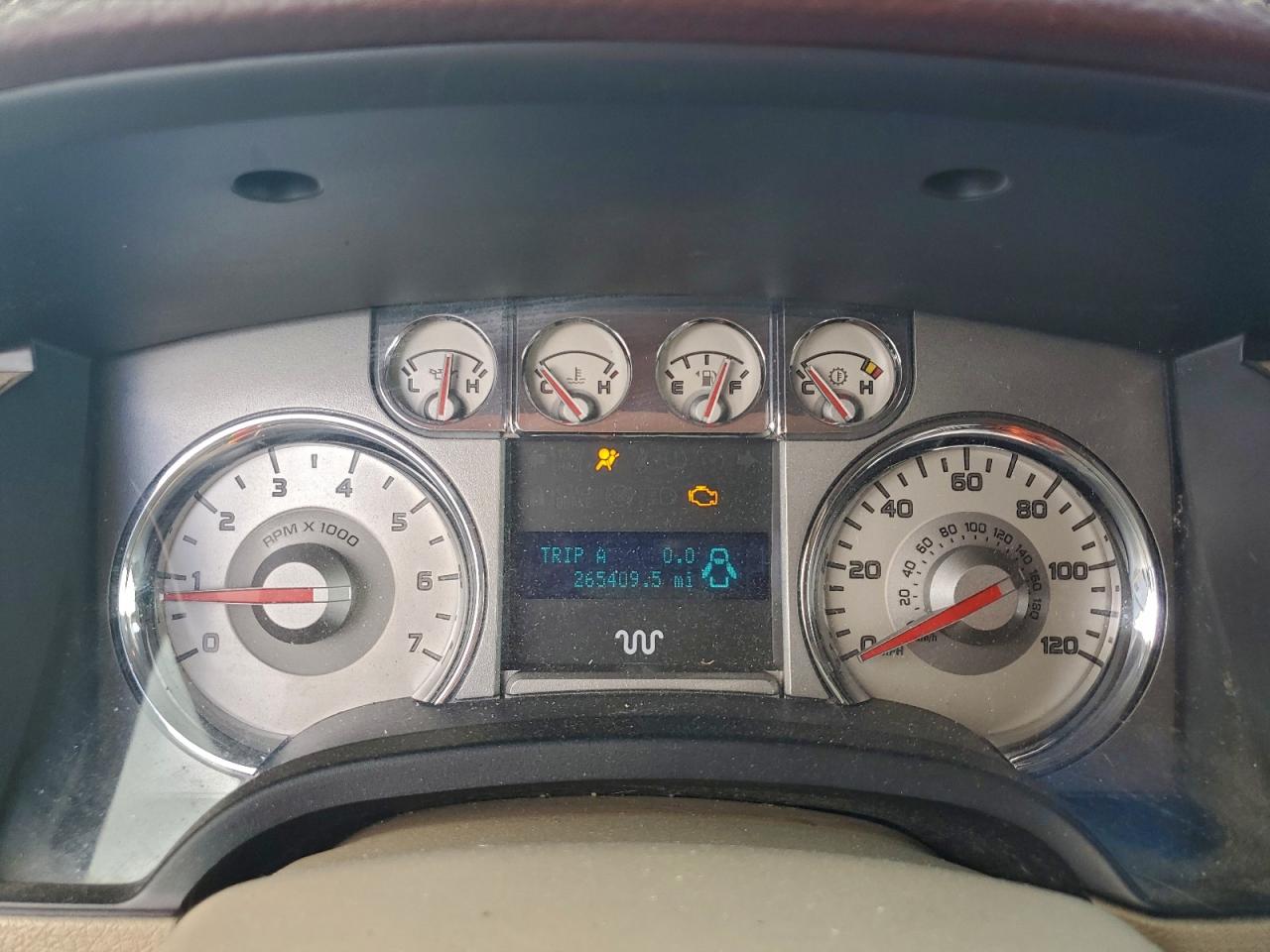 Ford F-150 Supercrew Image 8