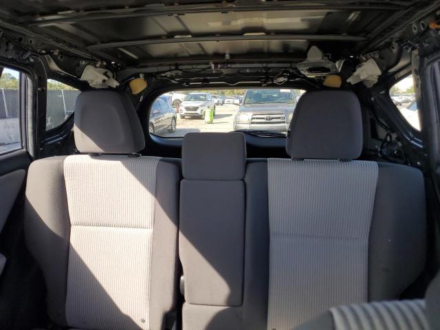 Toyota RAV4 Le Image 5