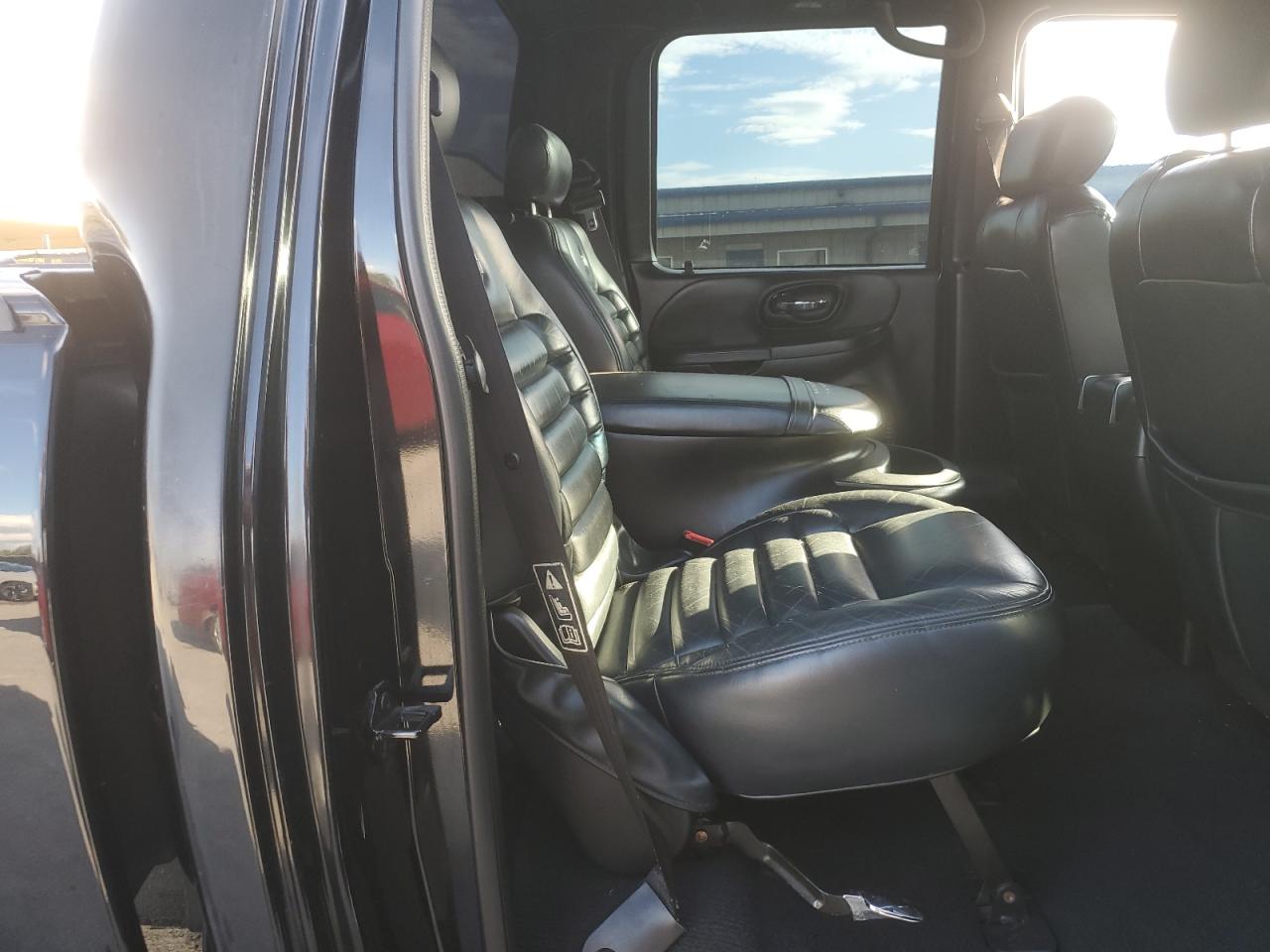 Ford F-150 Supercrew Image 7