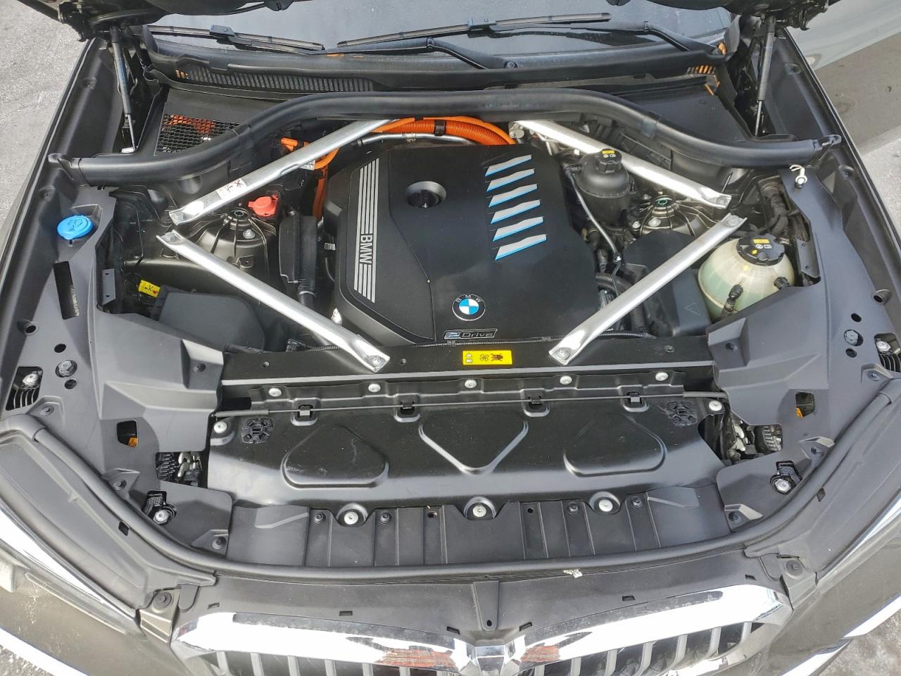 BMW X Series Xdrive45e Image 10