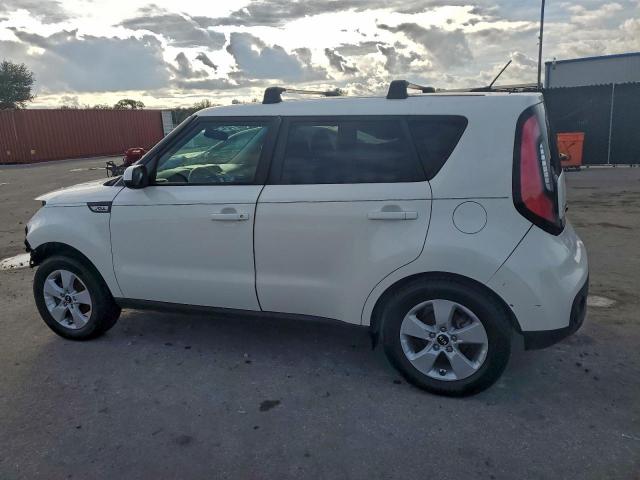 Kia Soul Image 3