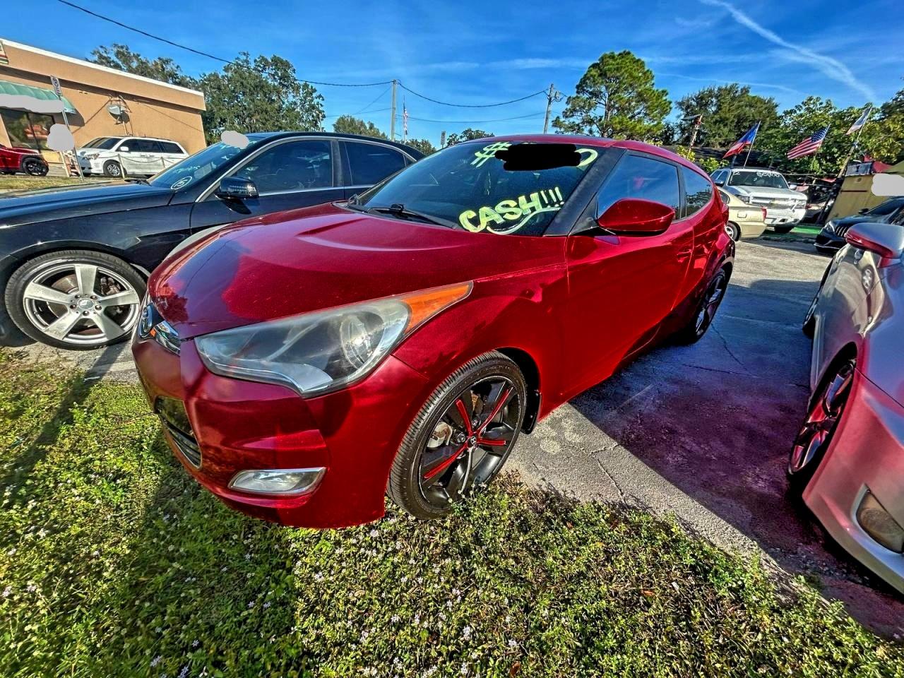 Hyundai VELOSTER Image 3