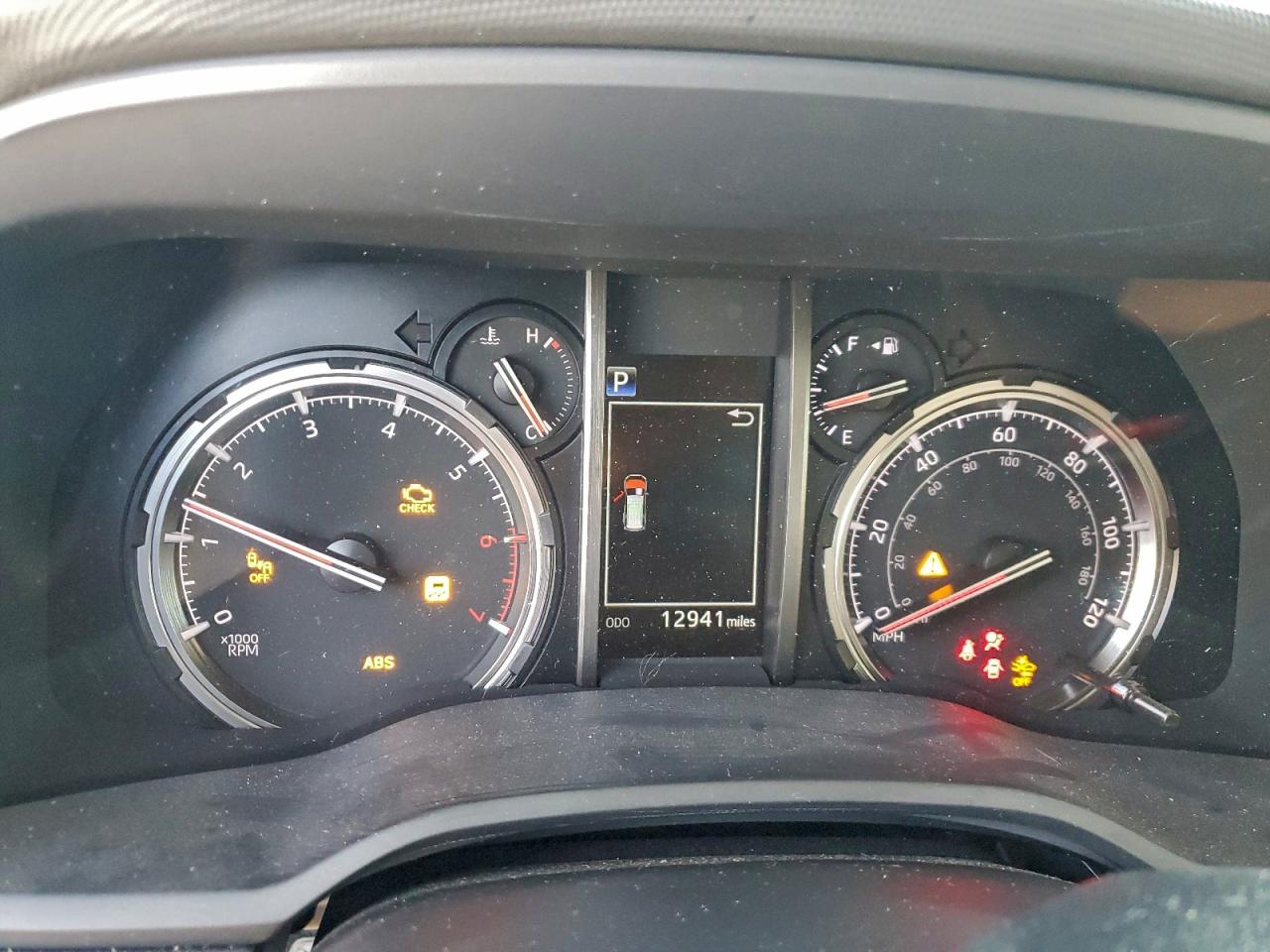 Toyota 4Runner Limited Image 9