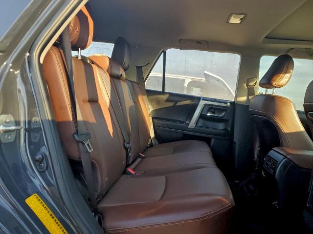 Toyota 4Runner Limited Image 8