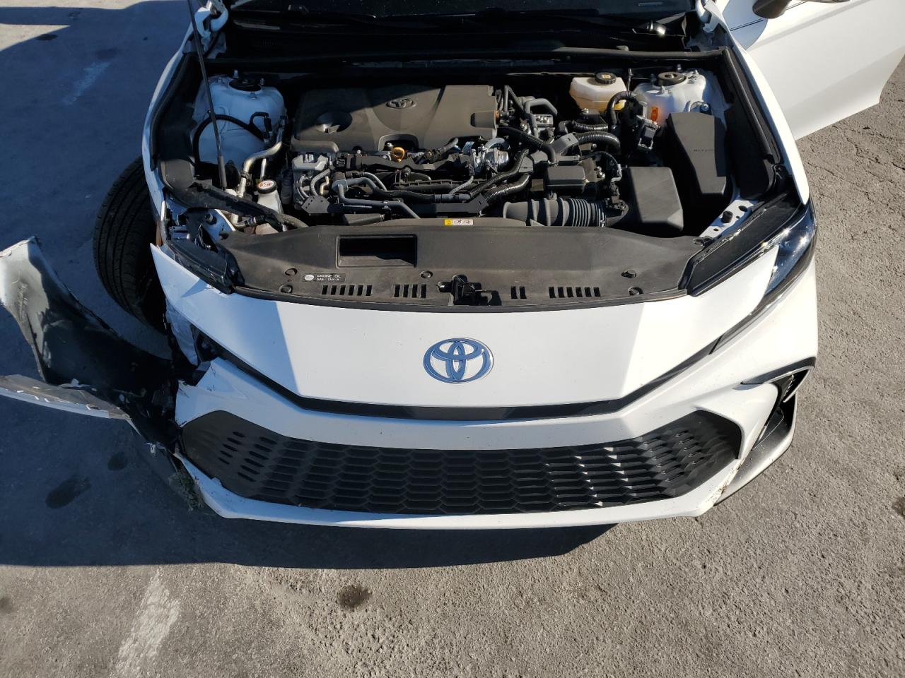 Toyota Camry Xse Image 2