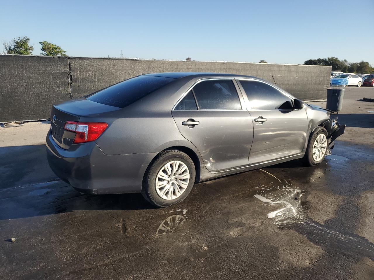 Toyota Camry Base Image 10