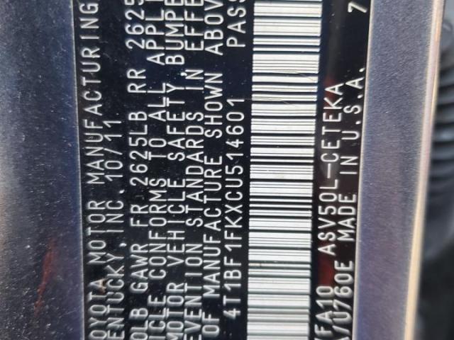 Toyota Camry Base Image 8