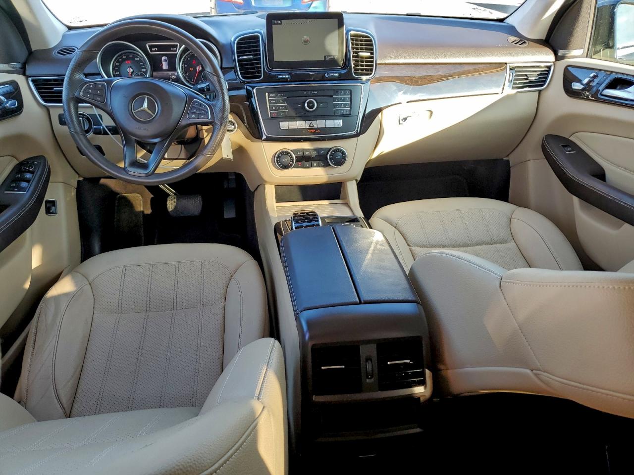 Mercedes-Benz GLE 350 Image 12