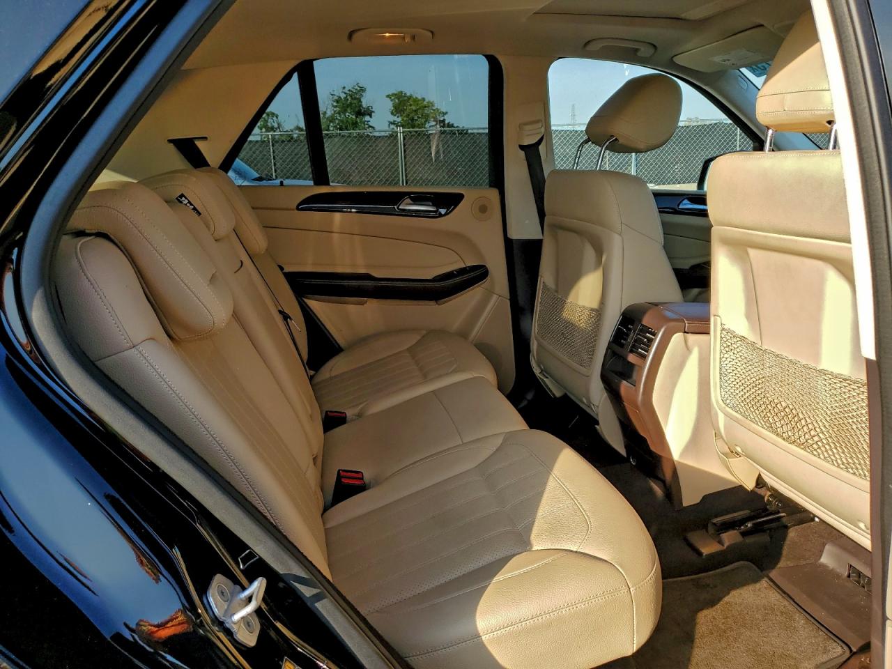 Mercedes-Benz GLE 350 Image 10