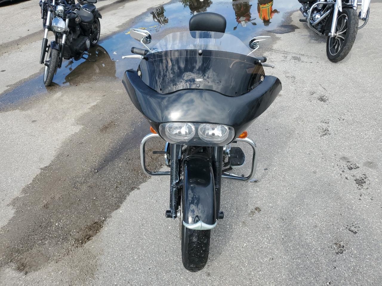 Harley-Davidson Road Glide Image 3