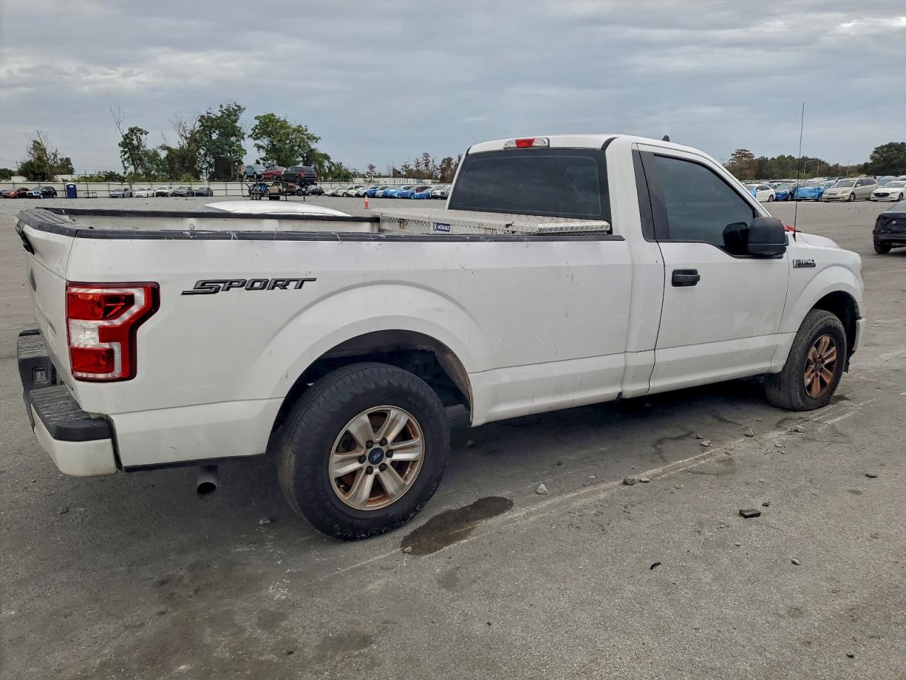 Ford F-150 Image 2