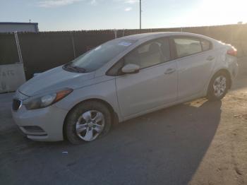  Salvage Kia Forte