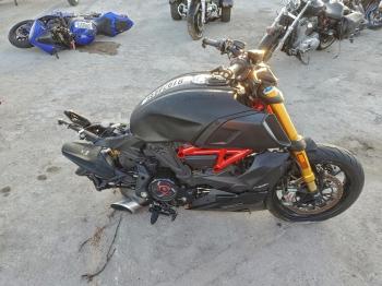  Salvage Ducati Diavel 126