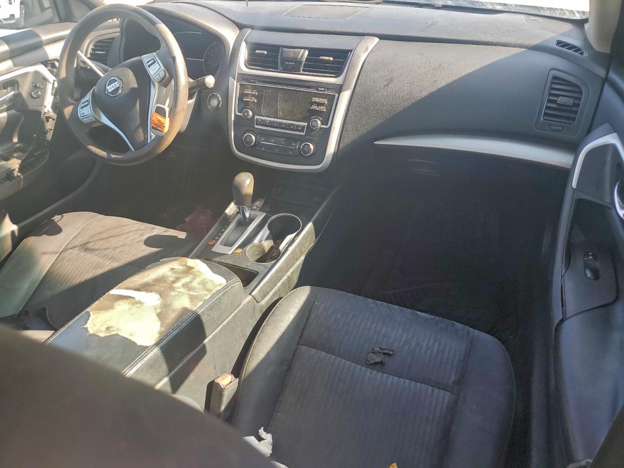 Nissan Altima 2.5 Image 8