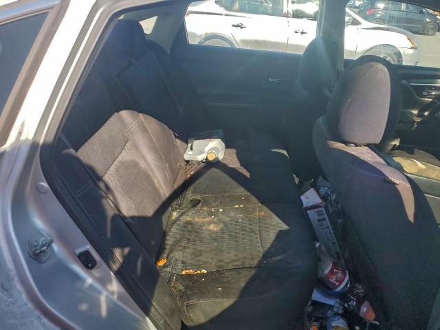 Nissan Altima 2.5 Image 9