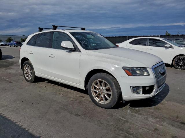 Audi Q5 Premium Plus Image 12