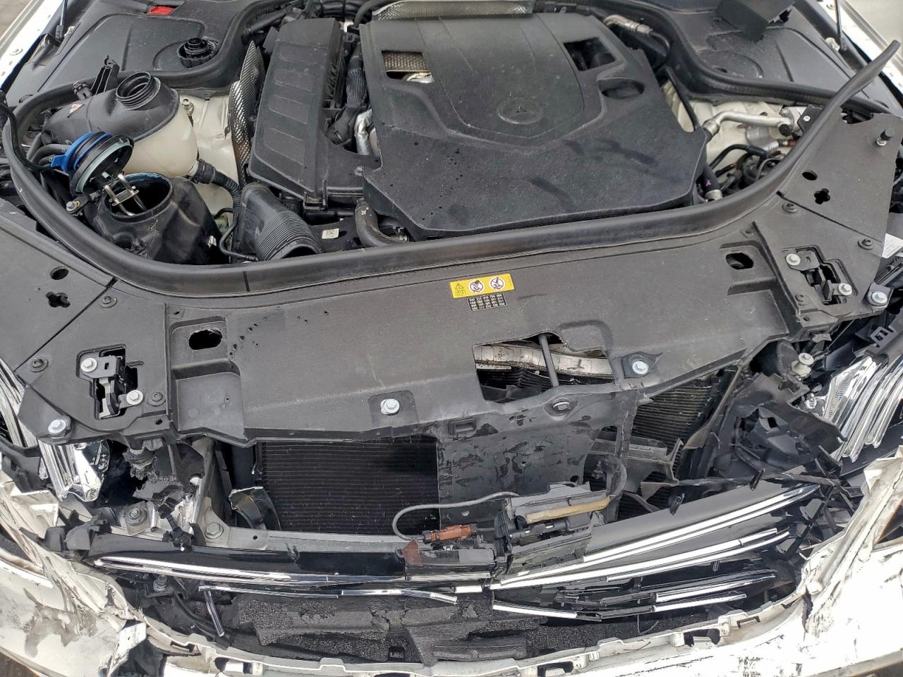 Mercedes-Benz S-Class 560 4matic Image 2